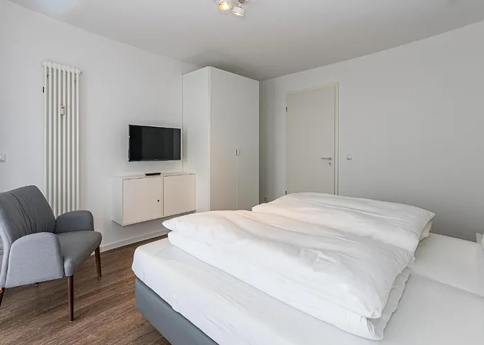 Deichhaeuser Anna Kueste Deichhaeuser Anna Kueste 7-31 *